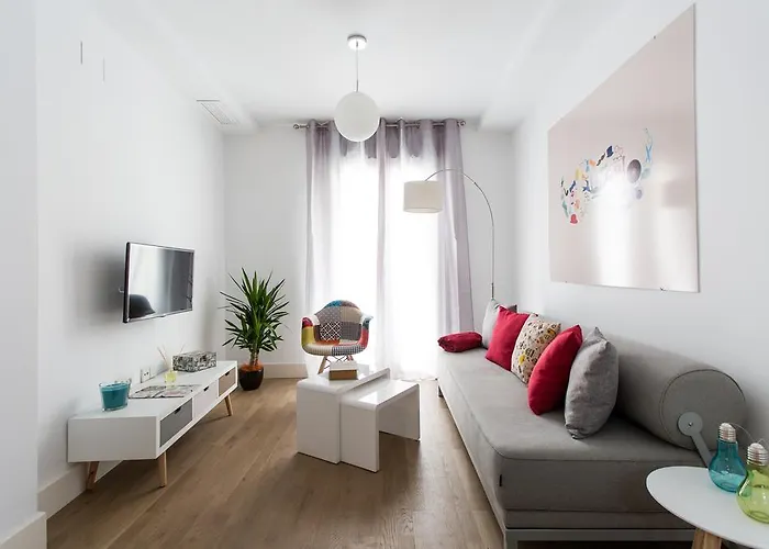 Mint Urban Suites Boho-Chic Retreat